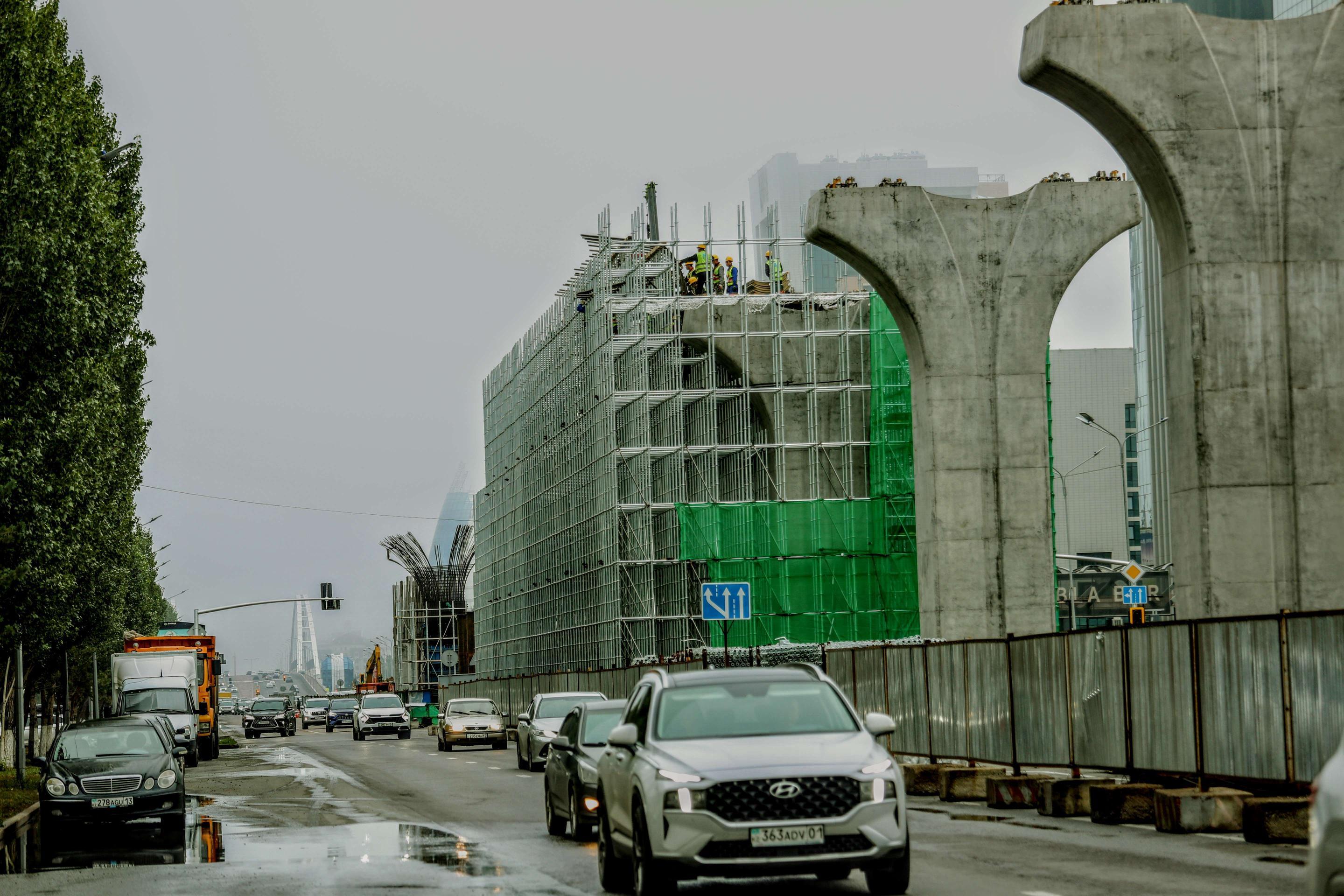 The mayor of Astana announced the timeline for the launch of the LRT project.